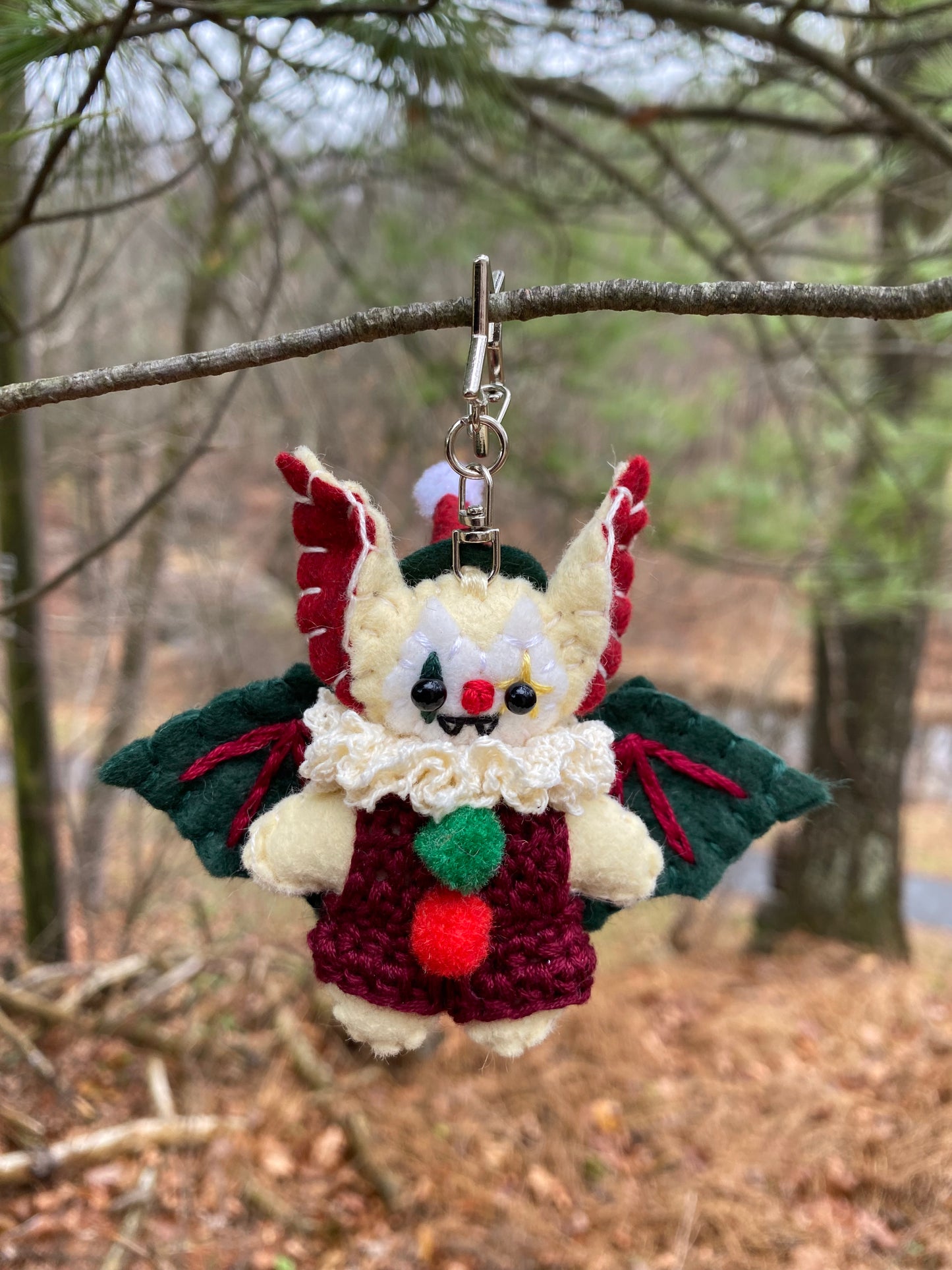 BAT POCKET CLOWN CLIP (cream)