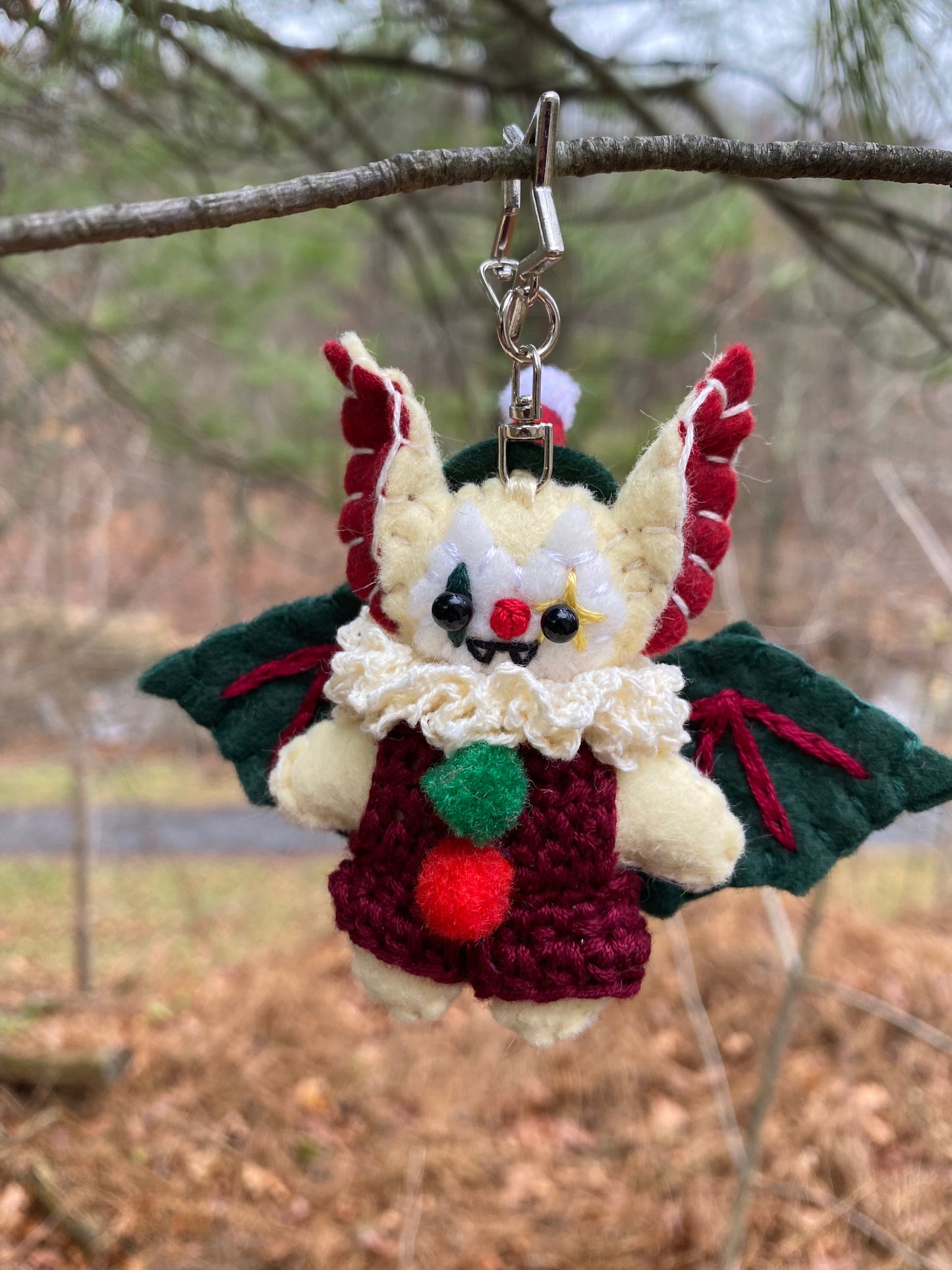 BAT POCKET CLOWN CLIP (cream)