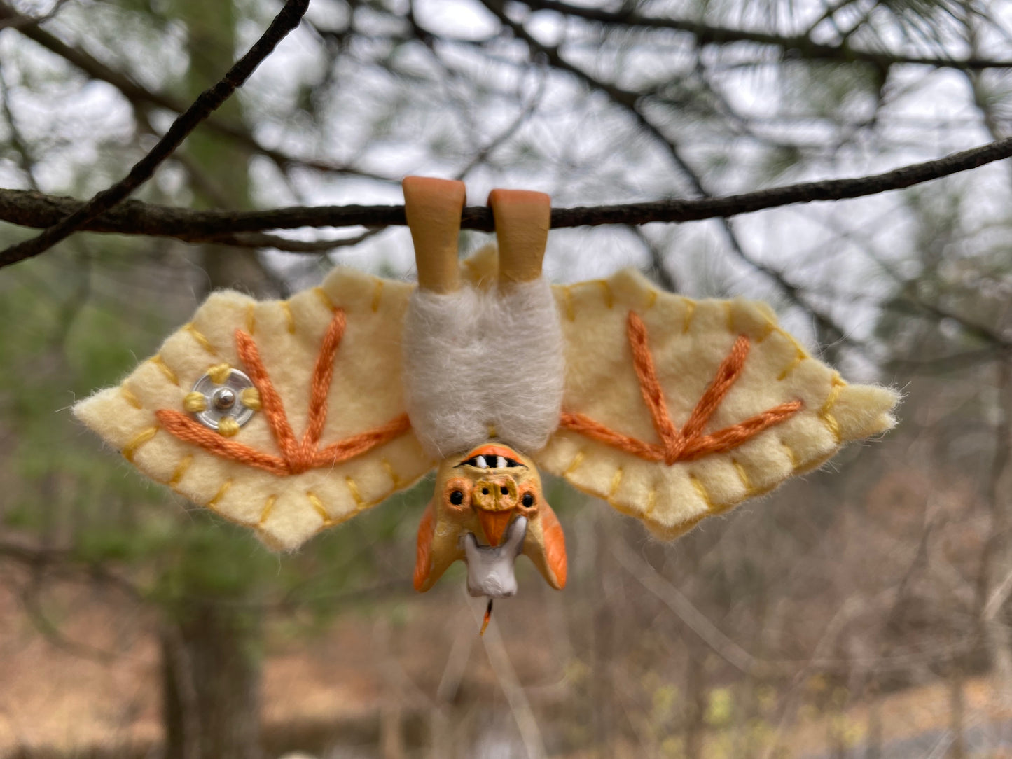 MINI HANGING BAT (candlestick)