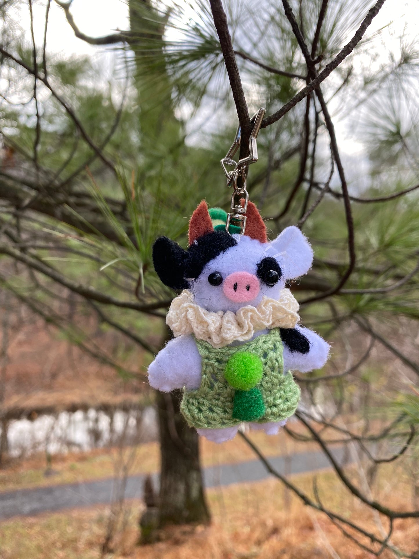 POCKET CLOWN CLIP (cow)