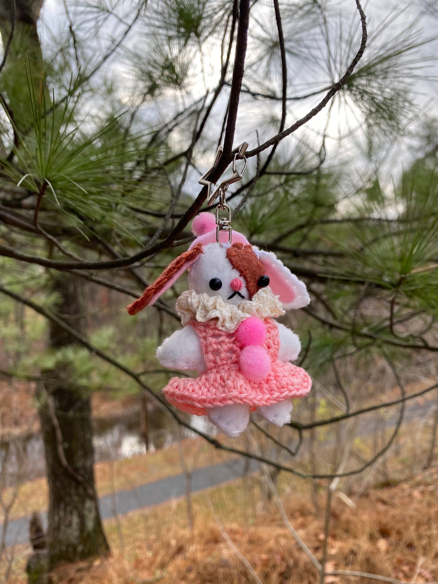 POCKET CLOWN CLIP (bunny)