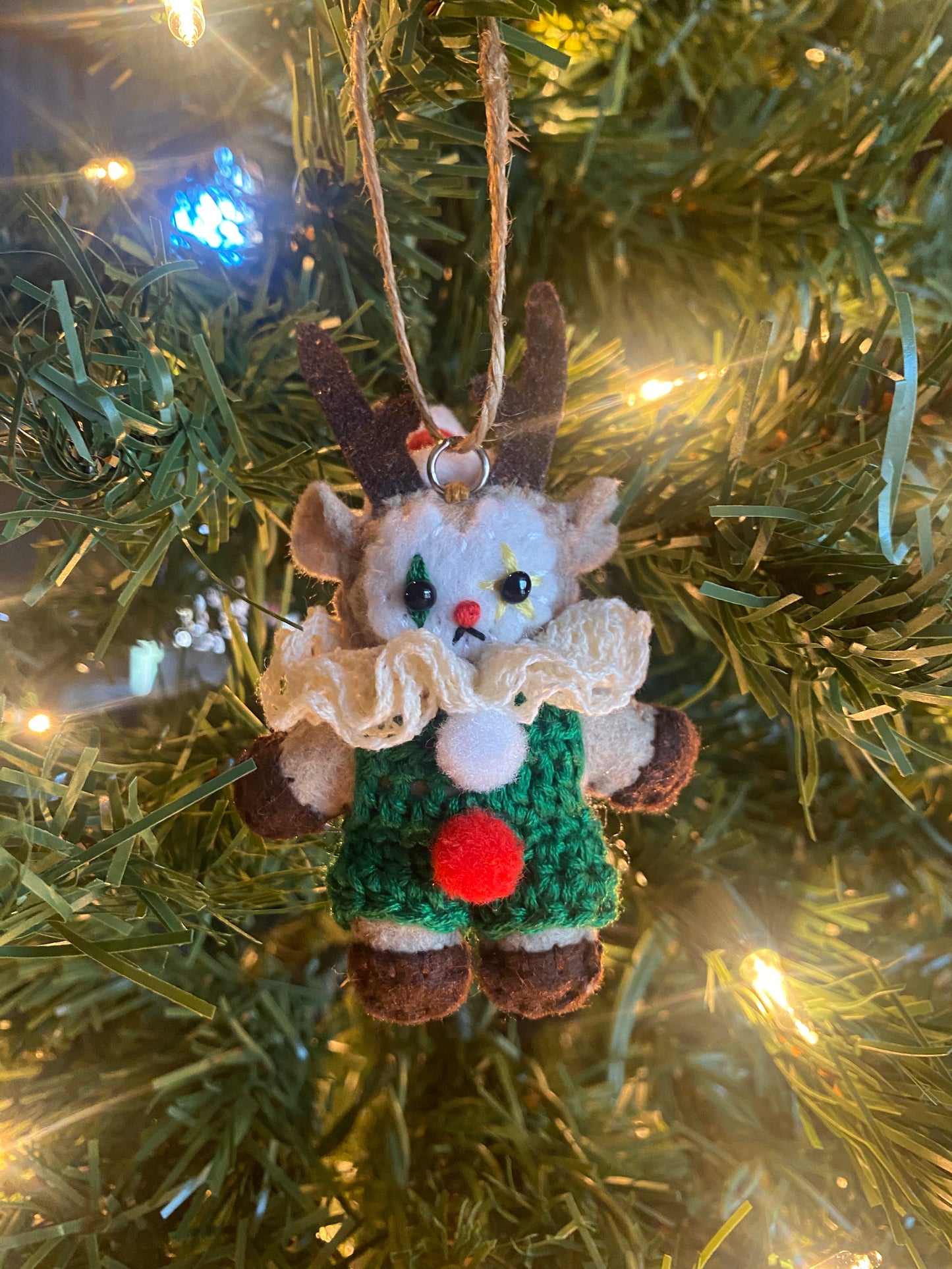 Reindeer clown ornament (lightbrown)