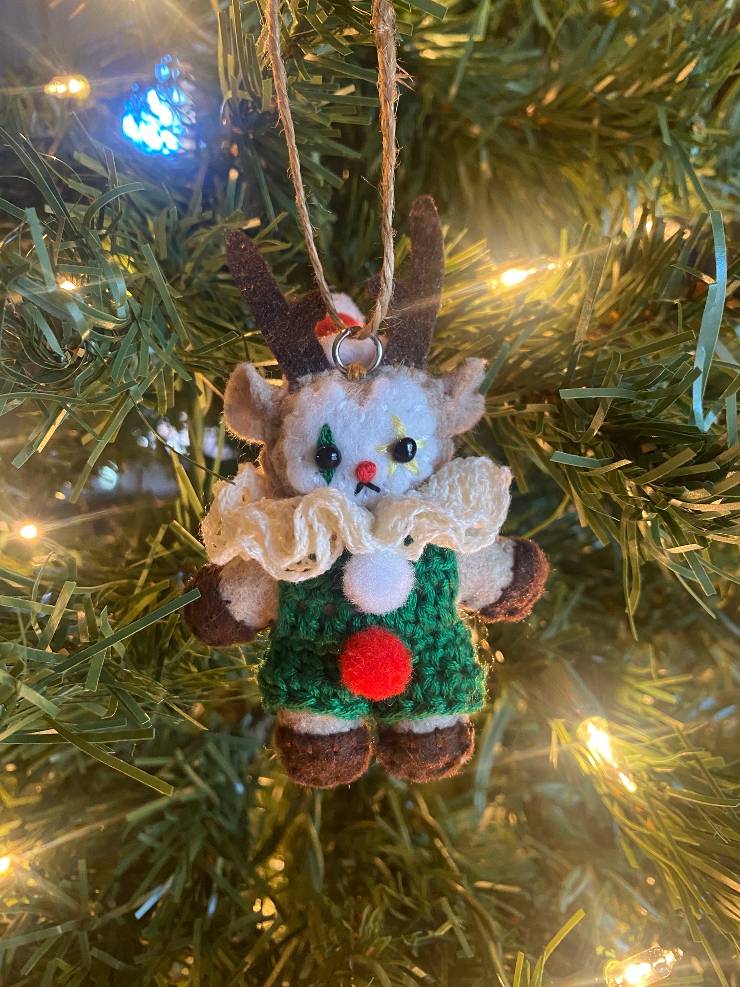 Reindeer clown ornament (lightbrown)