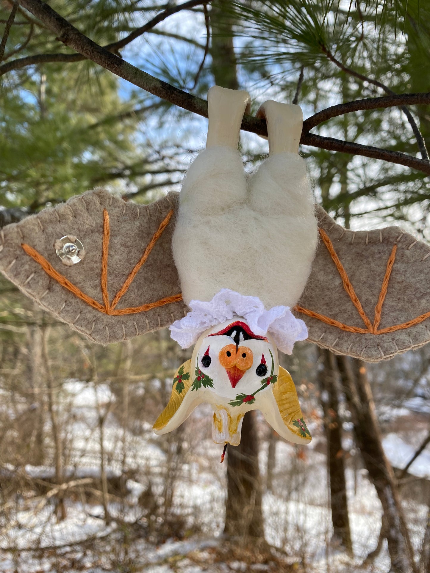 LARGE HANGING BAT (candle stick)