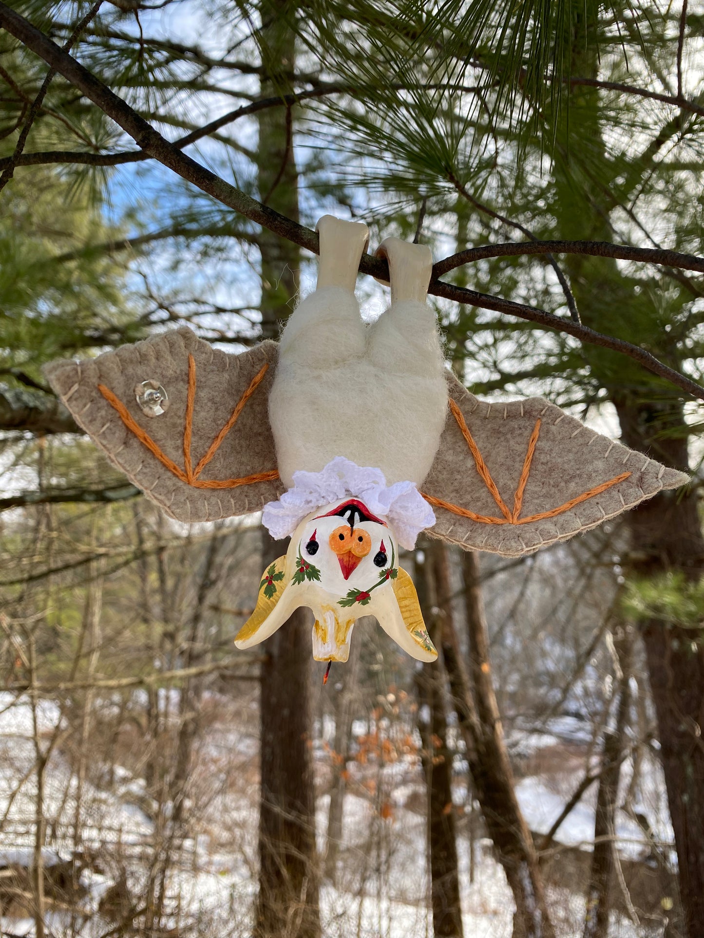 LARGE HANGING BAT (candle stick)