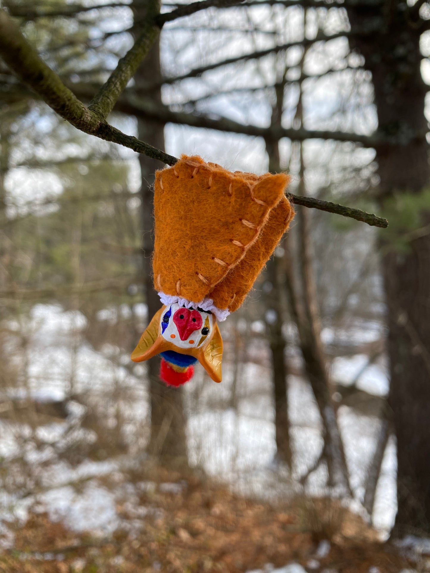 MINI HANGING BAT (orange)