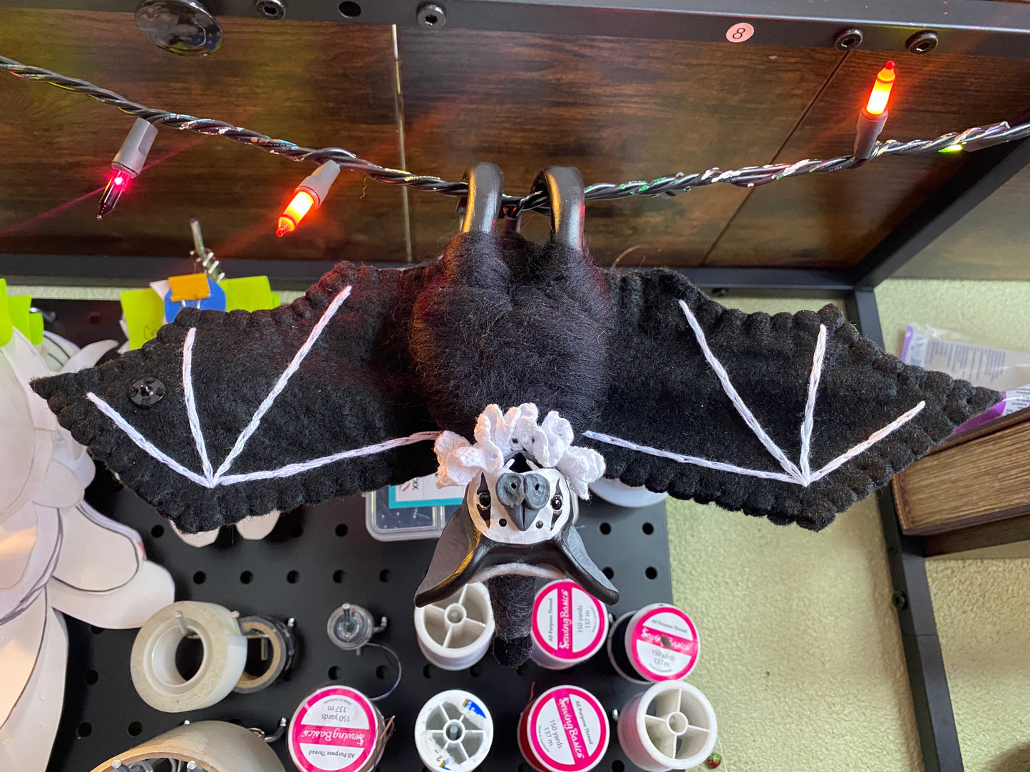 LARGE HANGING BAT (black)