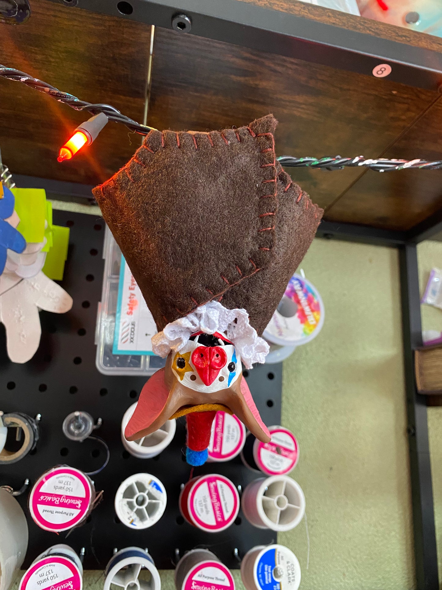 LARGE HANGING BAT (brown)