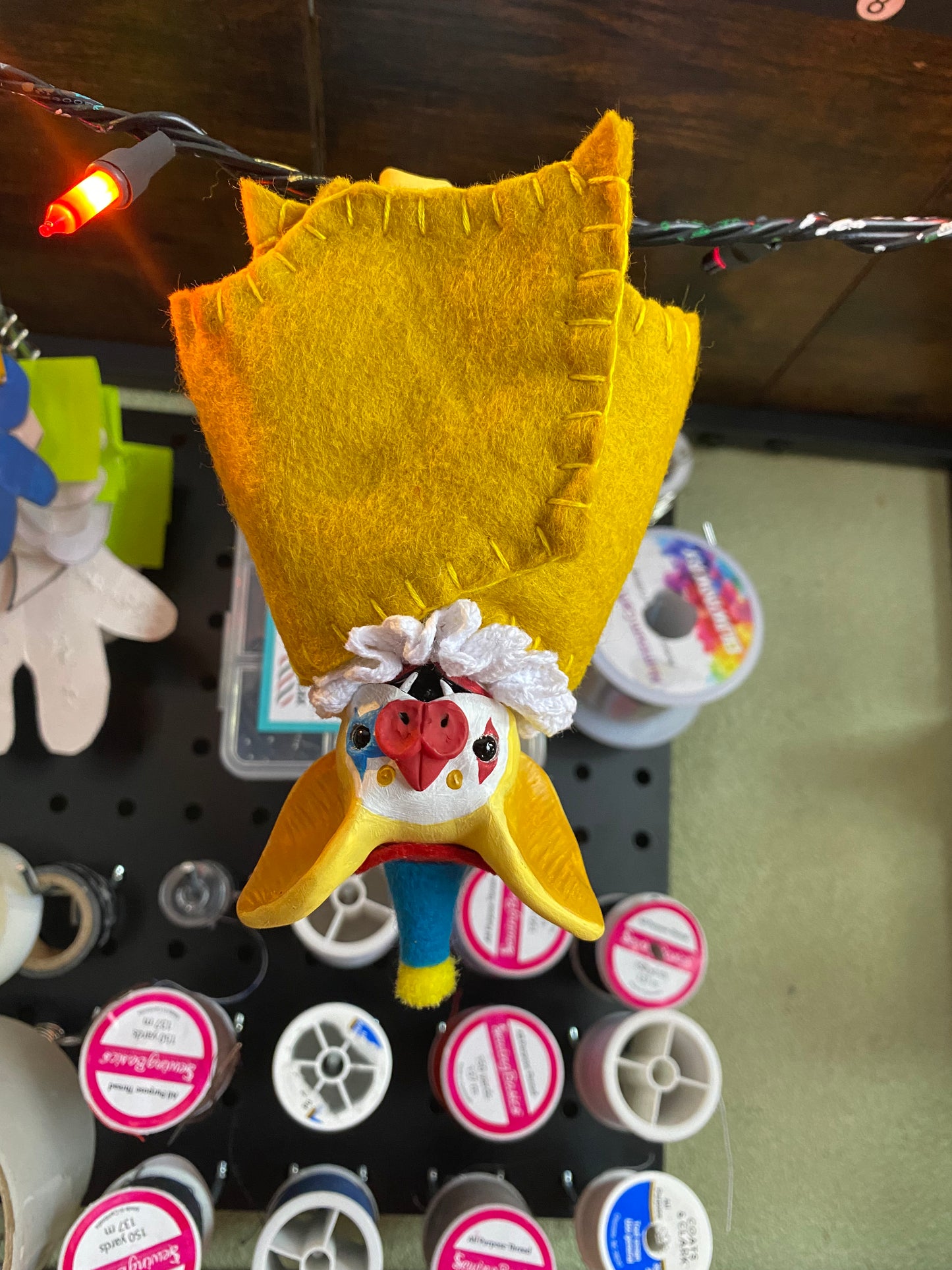 LARGE HANGING BAT (yellow)
