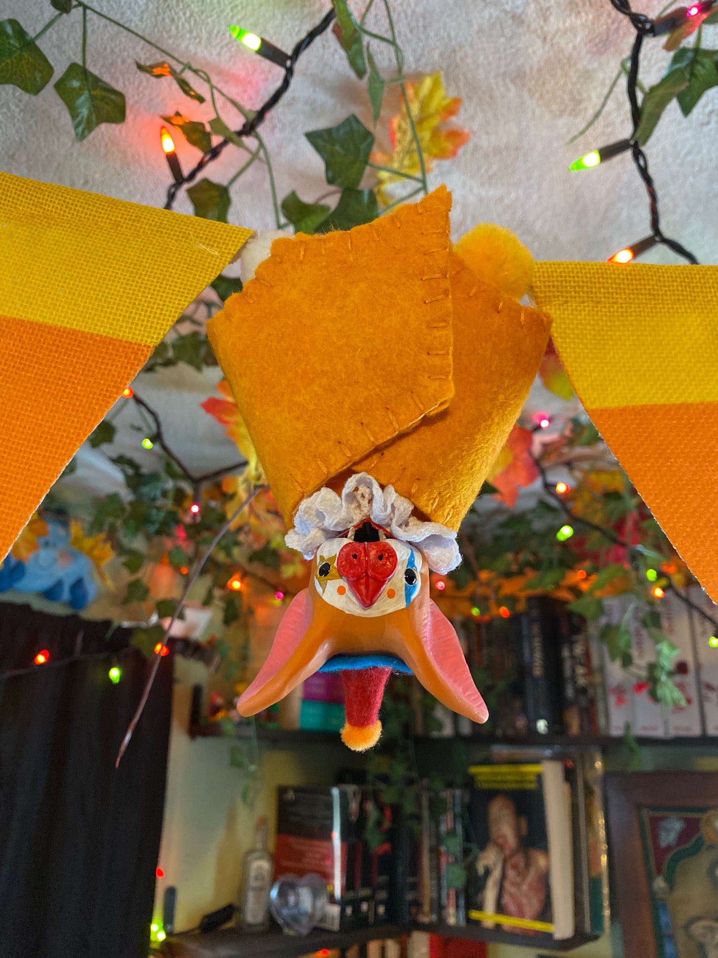LARGE HANGING BAT (orange)