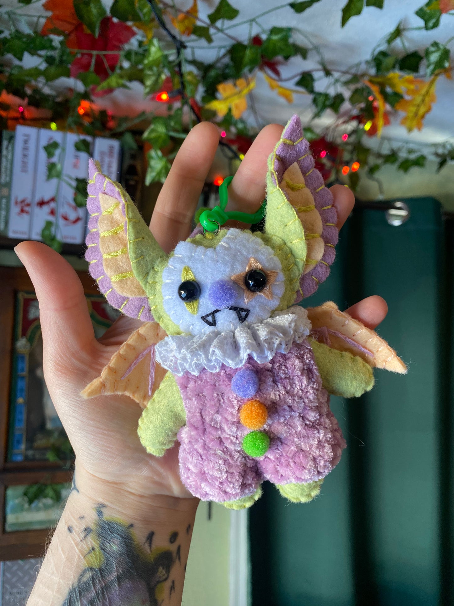 BAT BAG CLIP (pastel green)
