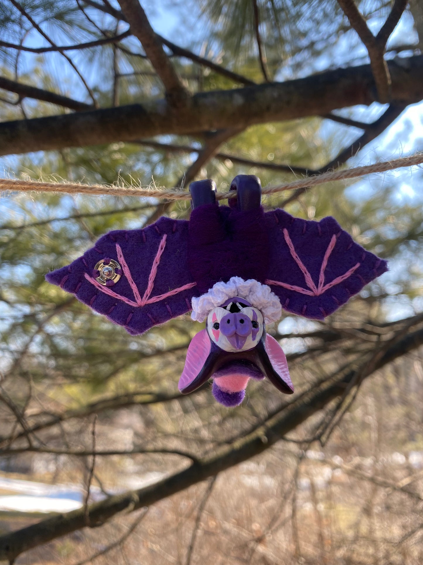 MINI HANGING BAT (purple)